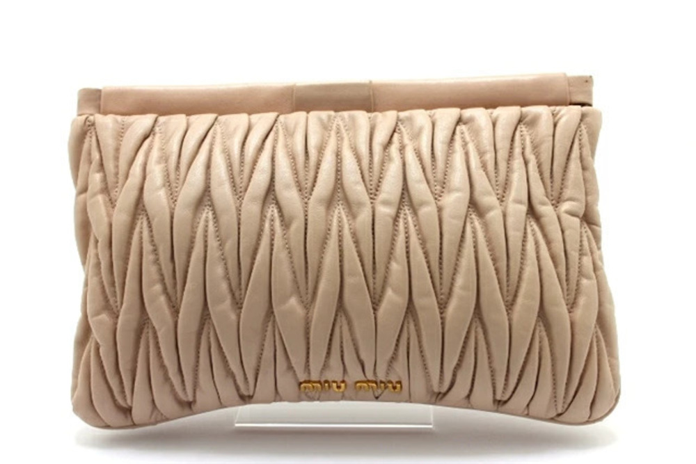 Miu Miu bag clutch Shoulder Matelasse calfskin pink Beige Cream